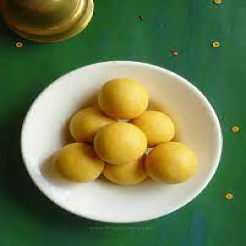 Moong dal laddu